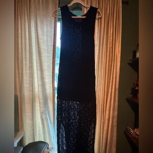 Sleeveless Dress with two layers